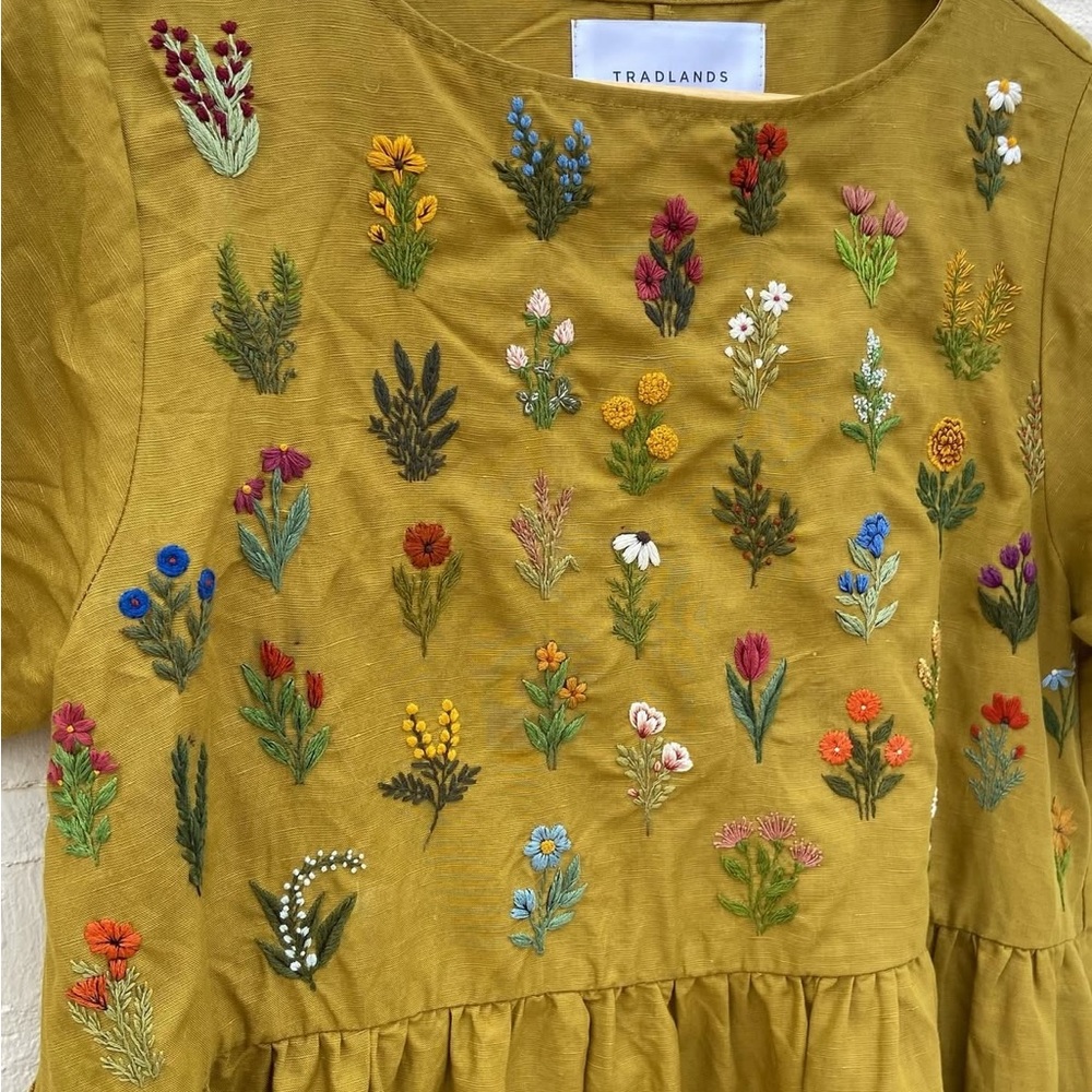 Hand-Embroidered Tradlands Nico Dress | XS - Picture 4 of 10